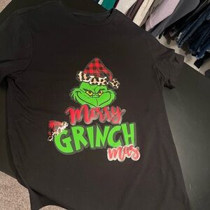 Grinch t shirt